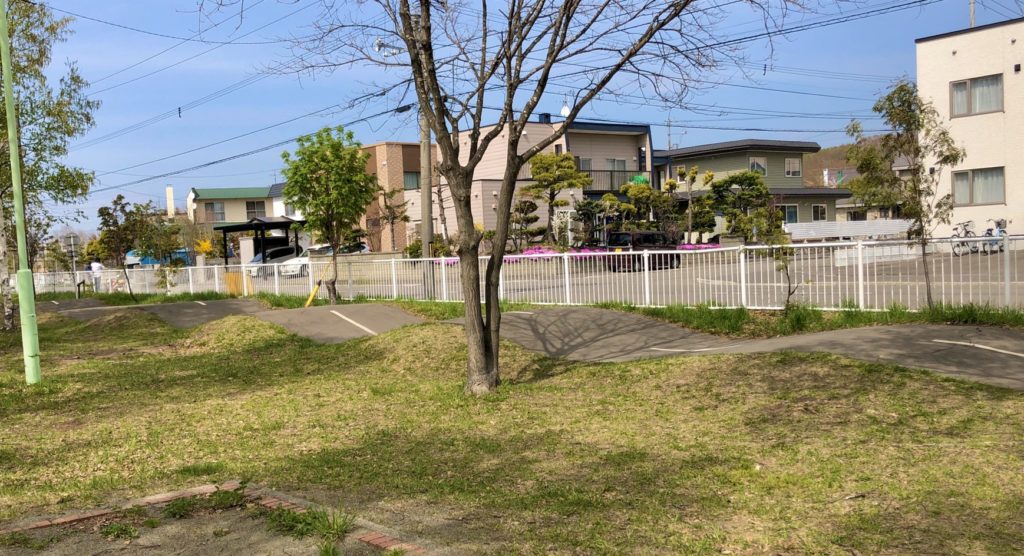 もみじ台 緑地 自転車 広場